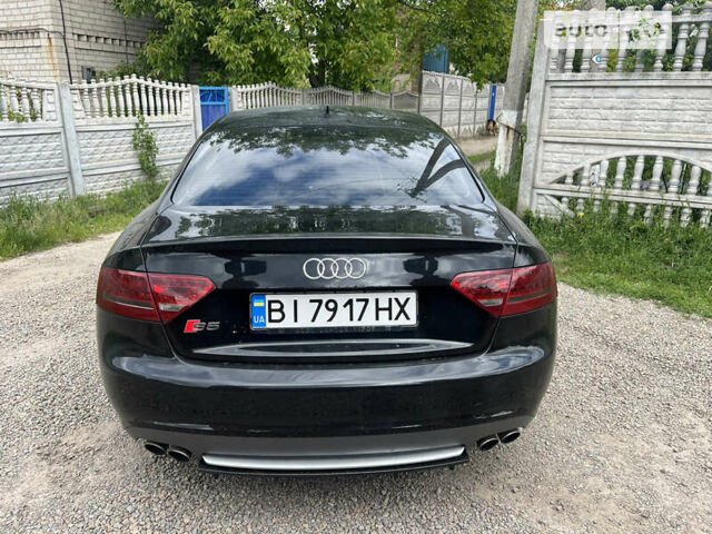 Чорний Ауді S5, об'ємом двигуна 4.2 л та пробігом 180 тис. км за 12999 $, фото 5 на Automoto.ua