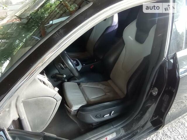 Черный Ауди С5, объемом двигателя 3 л и пробегом 160 тыс. км за 12700 $, фото 5 на Automoto.ua