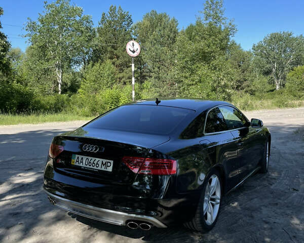 Чорний Ауді S5, об'ємом двигуна 3 л та пробігом 175 тис. км за 20000 $, фото 2 на Automoto.ua