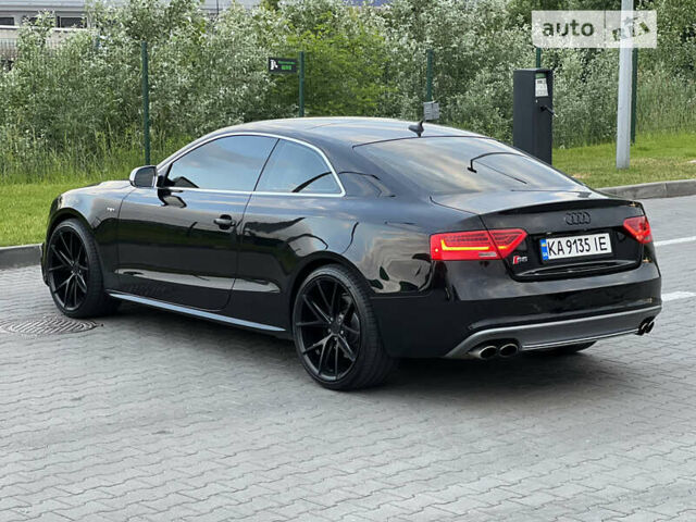 Чорний Ауді S5, об'ємом двигуна 3 л та пробігом 141 тис. км за 17300 $, фото 7 на Automoto.ua