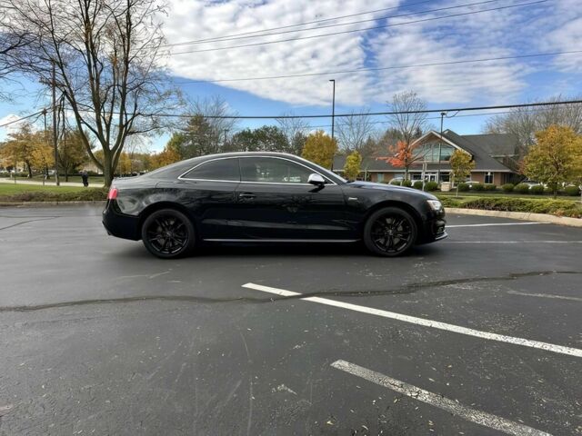 Чорний Ауді S5, об'ємом двигуна 3 л та пробігом 64 тис. км за 16780 $, фото 7 на Automoto.ua