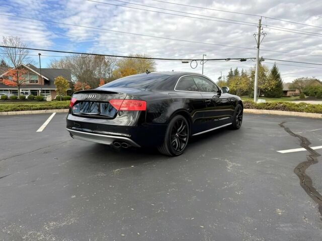 Чорний Ауді S5, об'ємом двигуна 3 л та пробігом 64 тис. км за 16780 $, фото 4 на Automoto.ua