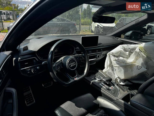 Черный Ауди С5, объемом двигателя 3 л и пробегом 180 тыс. км за 16000 $, фото 10 на Automoto.ua