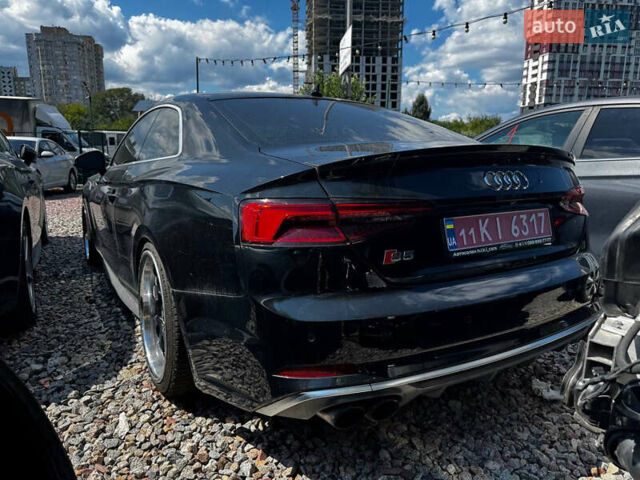 Черный Ауди С5, объемом двигателя 3 л и пробегом 180 тыс. км за 16000 $, фото 1 на Automoto.ua