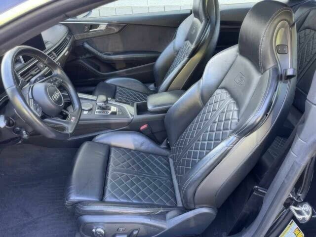 Чорний Ауді S5, об'ємом двигуна 3 л та пробігом 30 тис. км за 14000 $, фото 11 на Automoto.ua