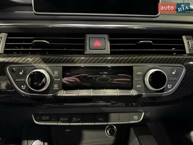 Черный Ауди С5, объемом двигателя 3 л и пробегом 96 тыс. км за 31000 $, фото 16 на Automoto.ua