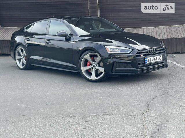 Чорний Ауді S5, об'ємом двигуна 3 л та пробігом 56 тис. км за 41000 $, фото 1 на Automoto.ua