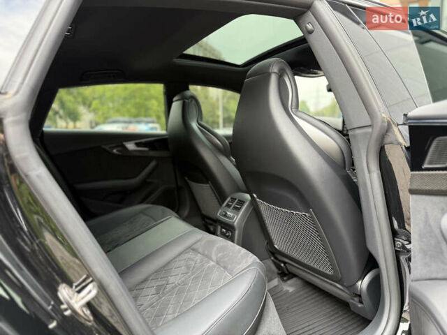 Черный Ауди С5, объемом двигателя 3 л и пробегом 18 тыс. км за 52900 $, фото 88 на Automoto.ua