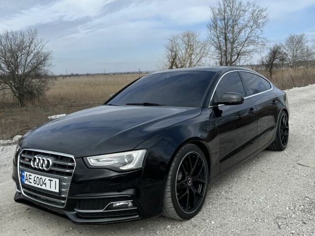 Чорний Ауді S5, об'ємом двигуна 3 л та пробігом 58 тис. км за 14999 $, фото 1 на Automoto.ua