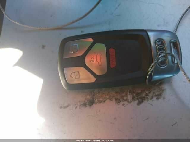 Чорний Ауді S5, об'ємом двигуна 3 л та пробігом 48 тис. км за 12000 $, фото 13 на Automoto.ua