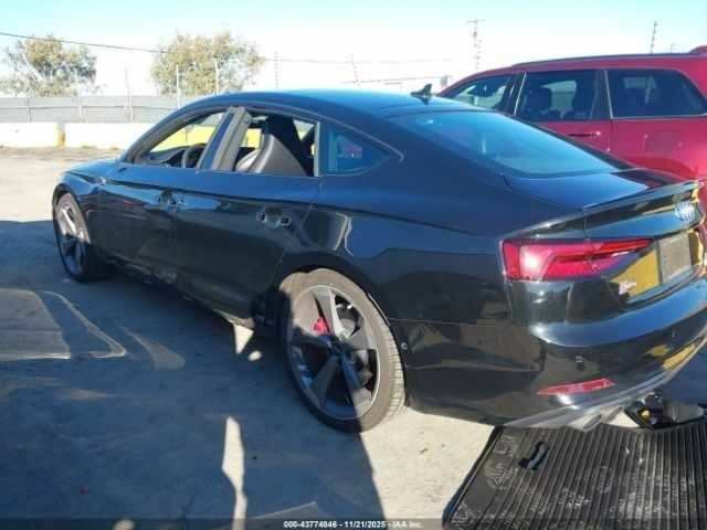Чорний Ауді S5, об'ємом двигуна 3 л та пробігом 48 тис. км за 12000 $, фото 3 на Automoto.ua