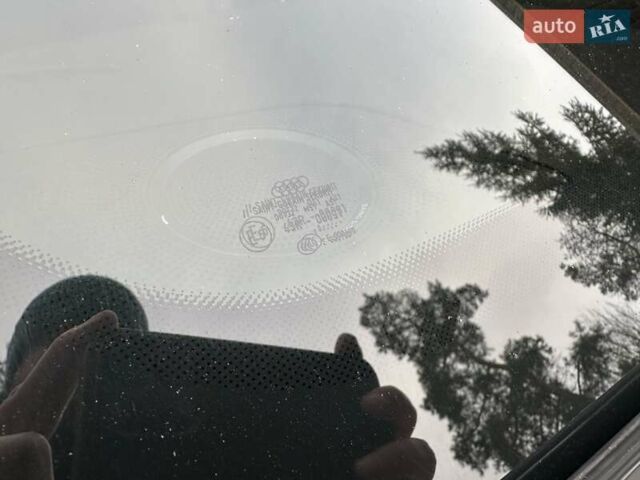 Красный Ауди С5, объемом двигателя 4.2 л и пробегом 135 тыс. км за 13900 $, фото 4 на Automoto.ua