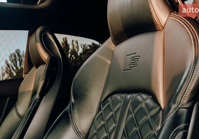 Червоний Ауді S5, об'ємом двигуна 3 л та пробігом 99 тис. км за 26000 $, фото 7 на Automoto.ua
