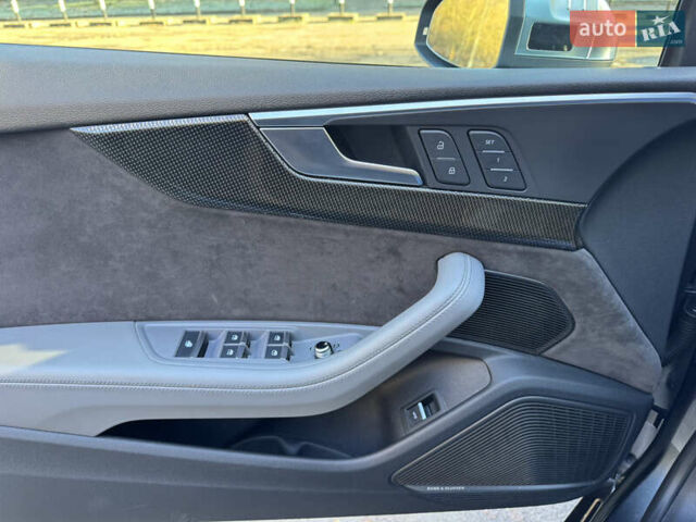 Серый Ауди С5, объемом двигателя 3 л и пробегом 85 тыс. км за 31000 $, фото 27 на Automoto.ua