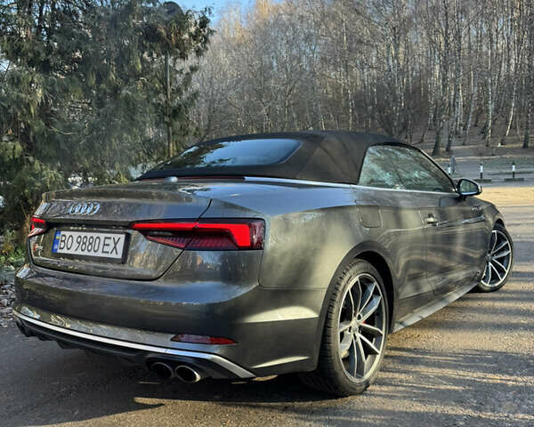 Серый Ауди С5, объемом двигателя 3 л и пробегом 85 тыс. км за 31000 $, фото 3 на Automoto.ua