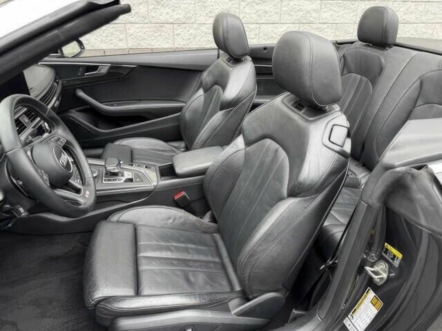 Сірий Ауді S5, об'ємом двигуна 3 л та пробігом 38 тис. км за 16500 $, фото 8 на Automoto.ua