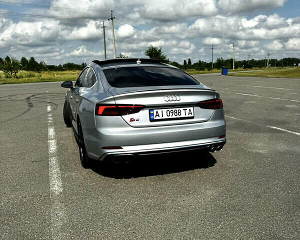 Серый Ауди С5, объемом двигателя 3 л и пробегом 112 тыс. км за 39600 $, фото 4 на Automoto.ua