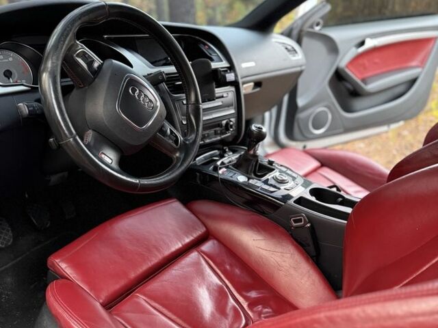 Сірий Ауді S5, об'ємом двигуна 4.2 л та пробігом 265 тис. км за 6200 $, фото 6 на Automoto.ua