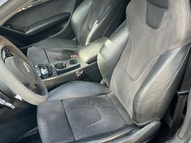 Ауді S5 2013 у Рівному на Automoto.ua Сірий Ауді S5, об'ємом двигуна 3 л та пробігом 173 тис. км за 17500 $, фото 11 на Automoto.ua