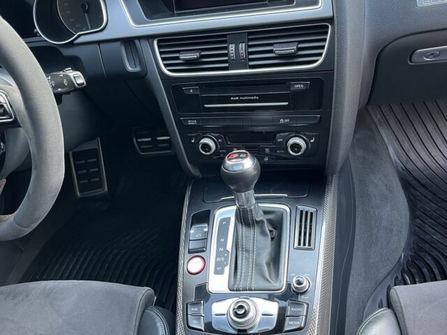 Ауді S5 2013 у Рівному на Automoto.ua Сірий Ауді S5, об'ємом двигуна 3 л та пробігом 173 тис. км за 17500 $, фото 13 на Automoto.ua