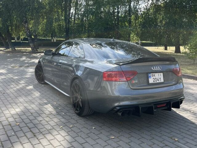 Ауді S5 2013 у Рівному на Automoto.ua Сірий Ауді S5, об'ємом двигуна 3 л та пробігом 173 тис. км за 17500 $, фото 4 на Automoto.ua