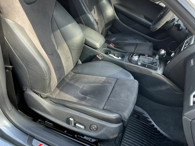 Ауді S5 2013 у Рівному на Automoto.ua Сірий Ауді S5, об'ємом двигуна 3 л та пробігом 173 тис. км за 17500 $, фото 21 на Automoto.ua