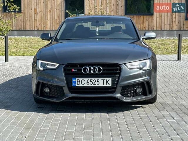 Серый Ауди С5, объемом двигателя 3 л и пробегом 95 тыс. км за 16999 $, фото 2 на Automoto.ua
