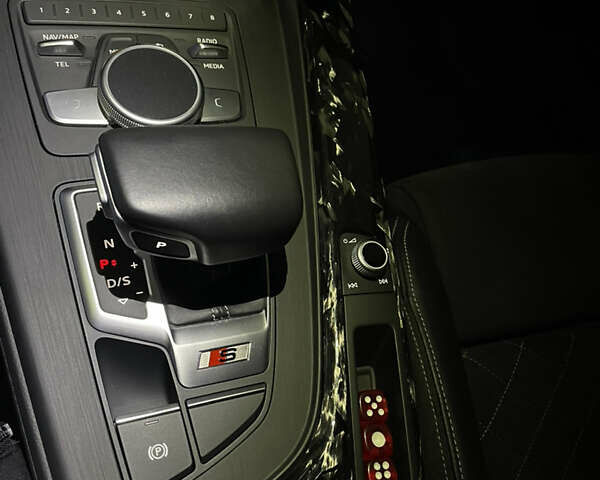 Сірий Ауді S5, об'ємом двигуна 3 л та пробігом 72 тис. км за 44500 $, фото 1 на Automoto.ua