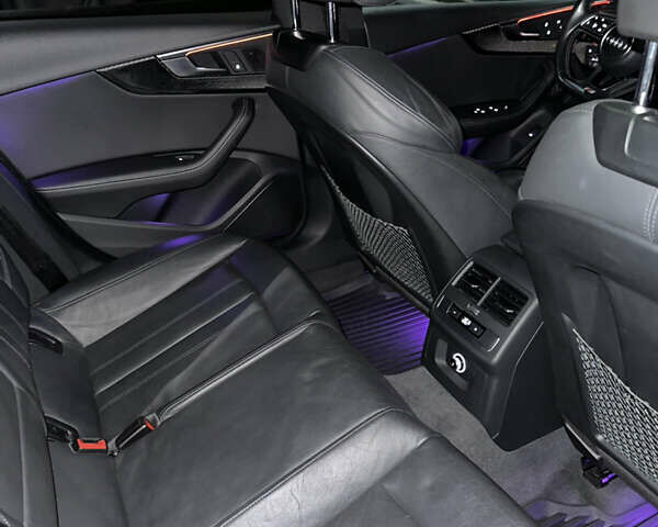 Серый Ауди С5, объемом двигателя 3 л и пробегом 75 тыс. км за 31000 $, фото 11 на Automoto.ua