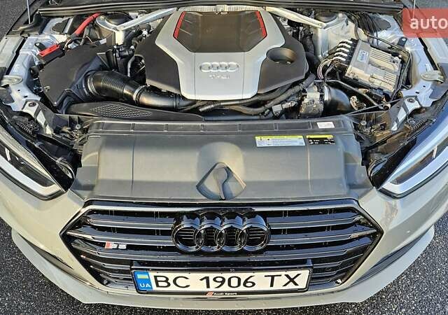 Сірий Ауді S5, об'ємом двигуна 3 л та пробігом 59 тис. км за 33400 $, фото 23 на Automoto.ua