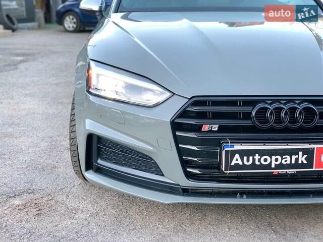 Сірий Ауді S5, об'ємом двигуна 3 л та пробігом 59 тис. км за 33190 $, фото 9 на Automoto.ua