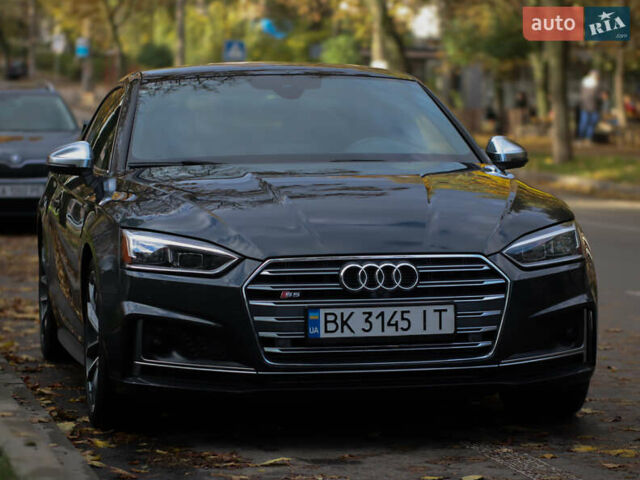 Серый Ауди С5, объемом двигателя 3 л и пробегом 95 тыс. км за 34000 $, фото 12 на Automoto.ua