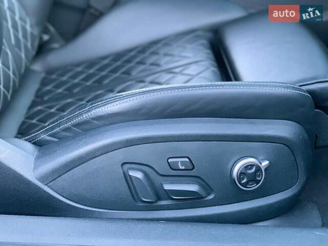 Сірий Ауді S5, об'ємом двигуна 3 л та пробігом 59 тис. км за 33190 $, фото 18 на Automoto.ua