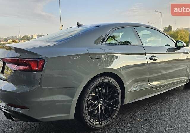 Сірий Ауді S5, об'ємом двигуна 3 л та пробігом 59 тис. км за 33400 $, фото 4 на Automoto.ua