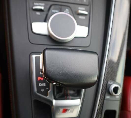Серый Ауди С5, объемом двигателя 3 л и пробегом 110 тыс. км за 27900 $, фото 5 на Automoto.ua