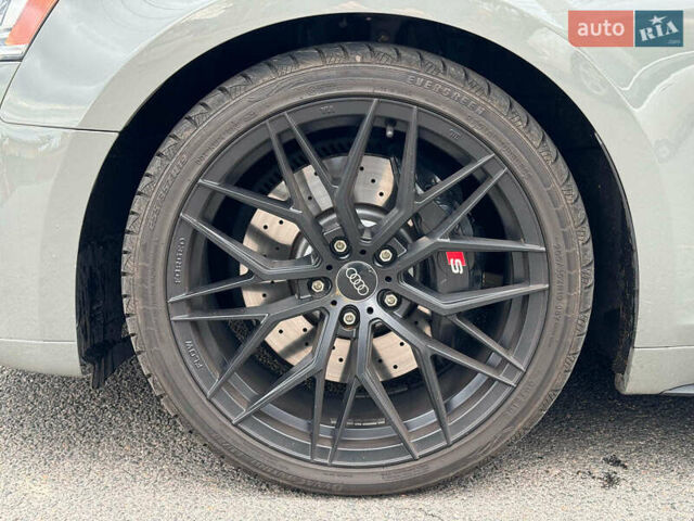 Сірий Ауді S5, об'ємом двигуна 3 л та пробігом 59 тис. км за 31990 $, фото 13 на Automoto.ua
