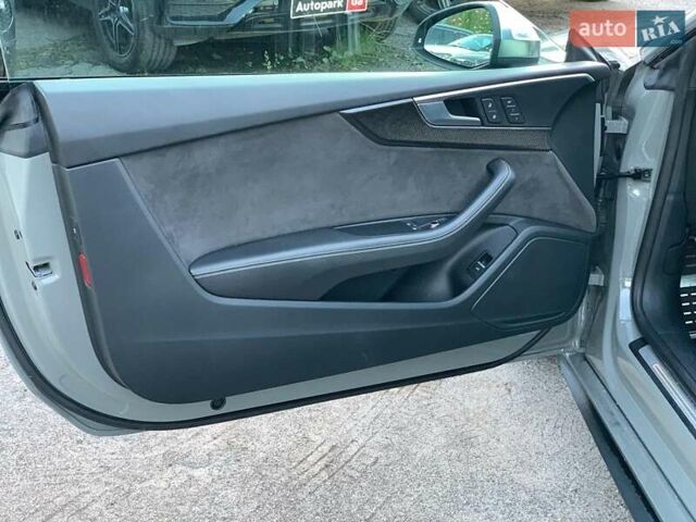 Сірий Ауді S5, об'ємом двигуна 3 л та пробігом 59 тис. км за 33190 $, фото 20 на Automoto.ua