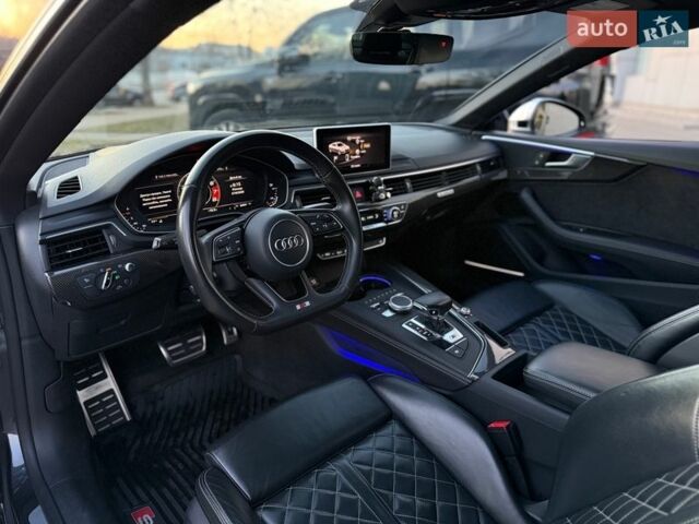 Сірий Ауді S5, об'ємом двигуна 3 л та пробігом 96 тис. км за 28500 $, фото 17 на Automoto.ua