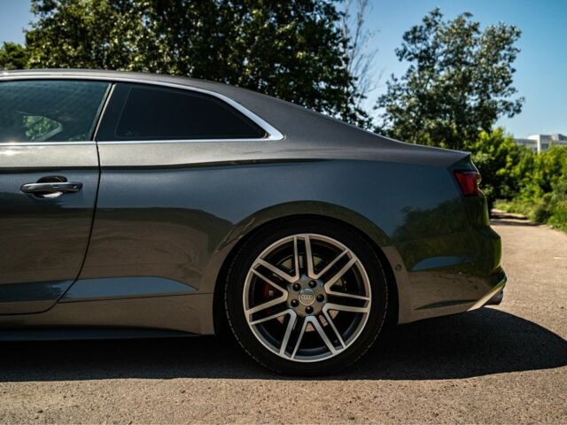 Серый Ауди С5, объемом двигателя 3 л и пробегом 86 тыс. км за 31000 $, фото 5 на Automoto.ua