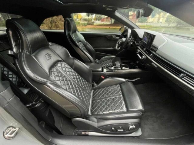 Серый Ауди С5, объемом двигателя 3 л и пробегом 31 тыс. км за 11000 $, фото 6 на Automoto.ua