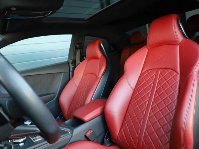 Серый Ауди С5, объемом двигателя 3 л и пробегом 33 тыс. км за 25100 $, фото 6 на Automoto.ua