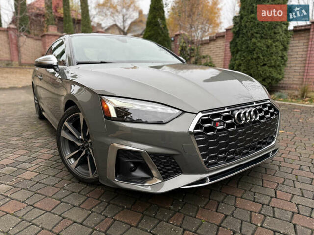 Серый Ауди С5, объемом двигателя 3 л и пробегом 22 тыс. км за 45000 $, фото 5 на Automoto.ua