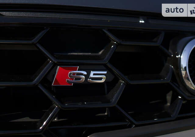 Сірий Ауді S5, об'ємом двигуна 3 л та пробігом 53 тис. км за 54200 $, фото 7 на Automoto.ua