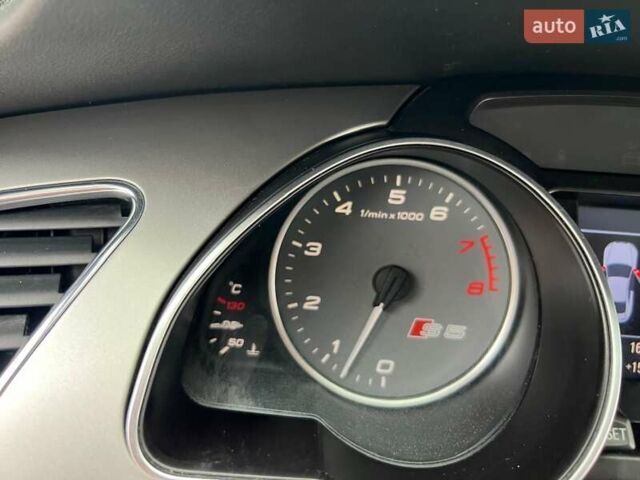 Синий Ауди С5, объемом двигателя 4.16 л и пробегом 219 тыс. км за 16900 $, фото 15 на Automoto.ua