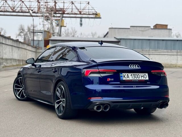 Синій Ауді S5, об'ємом двигуна 3 л та пробігом 0 тис. км за 275 $, фото 7 на Automoto.ua