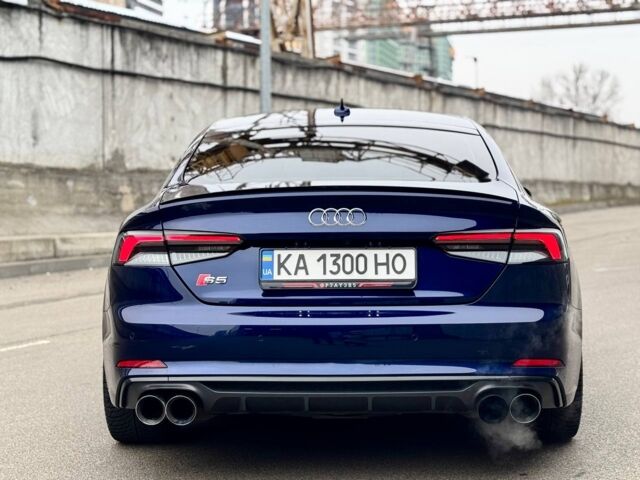 Синій Ауді S5, об'ємом двигуна 3 л та пробігом 0 тис. км за 275 $, фото 6 на Automoto.ua