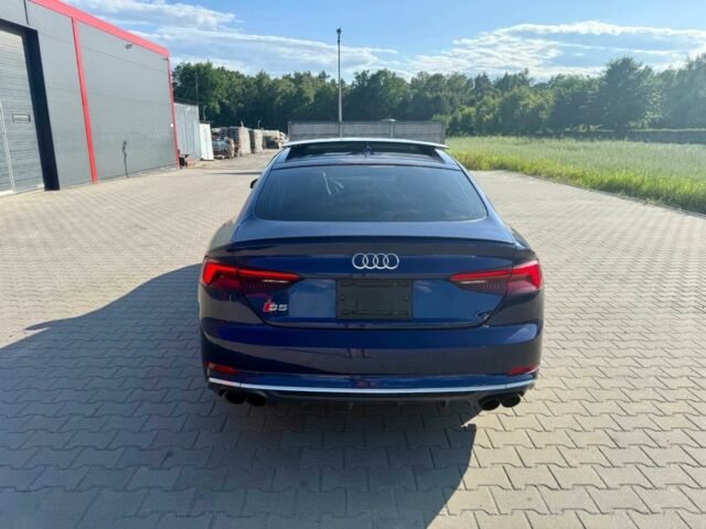 Синий Ауди С5, объемом двигателя 0 л и пробегом 47 тыс. км за 18560 $, фото 4 на Automoto.ua