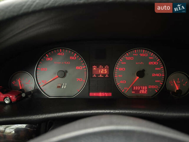 Білий Ауді С6, об'ємом двигуна 4.2 л та пробігом 333 тис. км за 8900 $, фото 37 на Automoto.ua