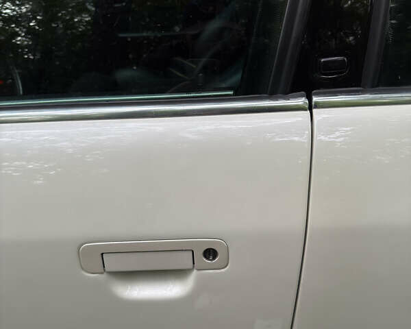 Білий Ауді С6, об'ємом двигуна 4.2 л та пробігом 333 тис. км за 8900 $, фото 17 на Automoto.ua