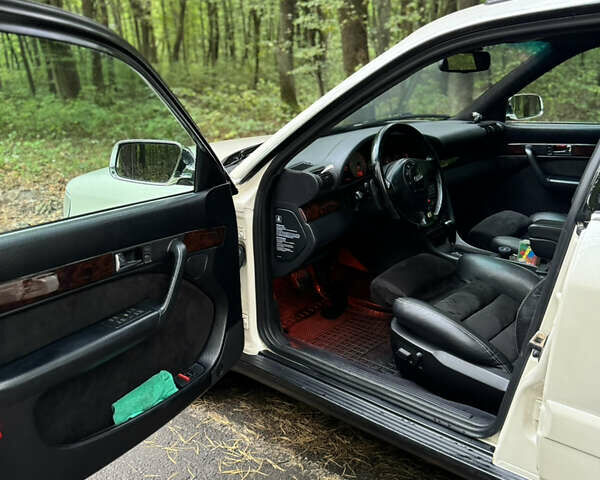 Білий Ауді С6, об'ємом двигуна 4.2 л та пробігом 333 тис. км за 8900 $, фото 34 на Automoto.ua